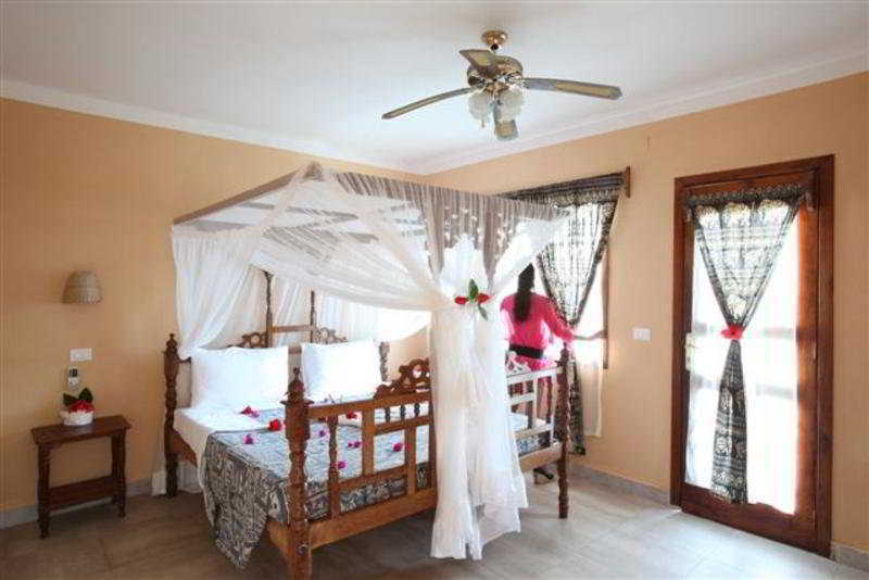 Jaz Amaluna Beach Resort - Adults Only 16 Years Plus Zanzibar Ngoại thất bức ảnh